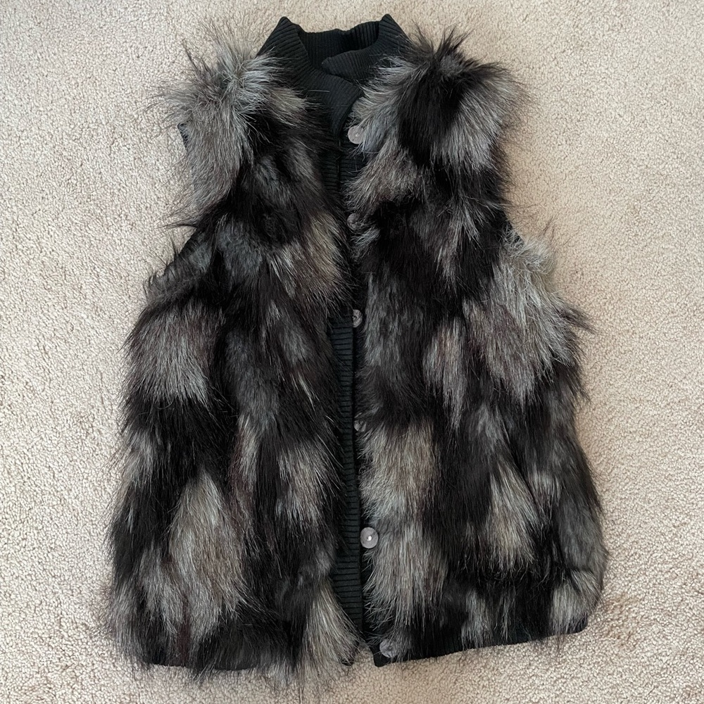 Cachè Luxe Faux Fur Vest Women’s Size Medium